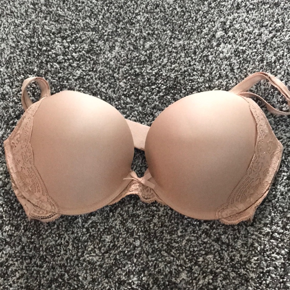 Victoria’s Secret push up 32dd